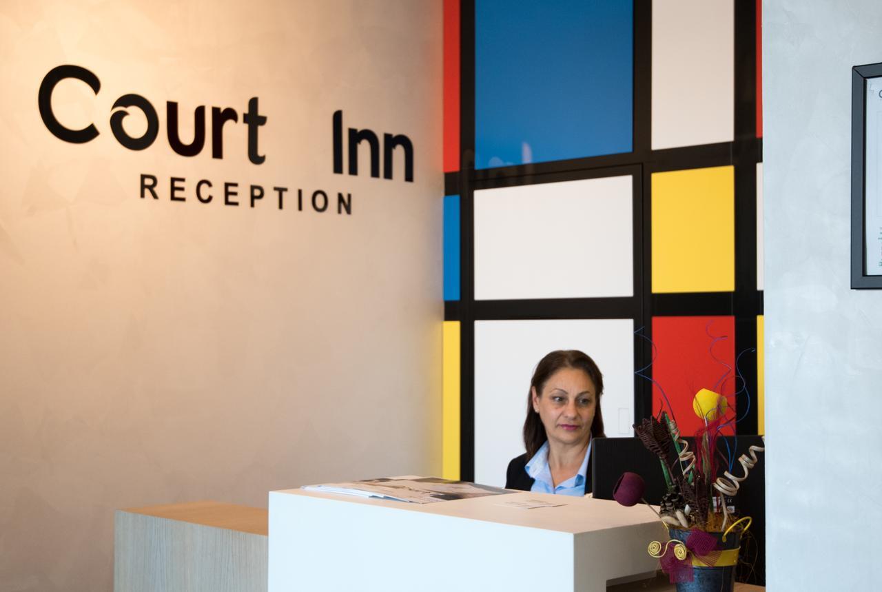 Court Inn Panagyurishte Buitenkant foto